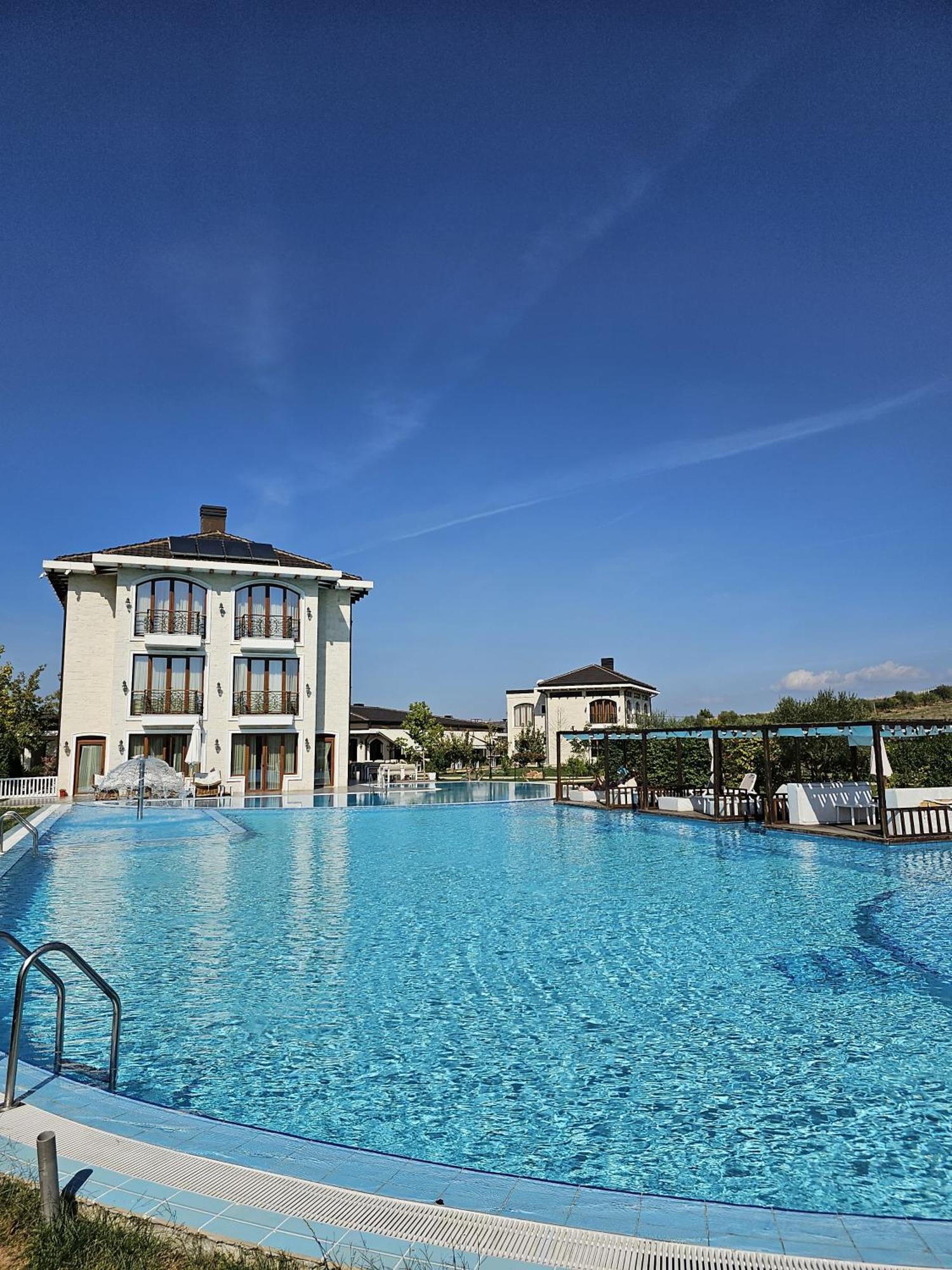 Vinea Resort Durres Ngoại thất bức ảnh