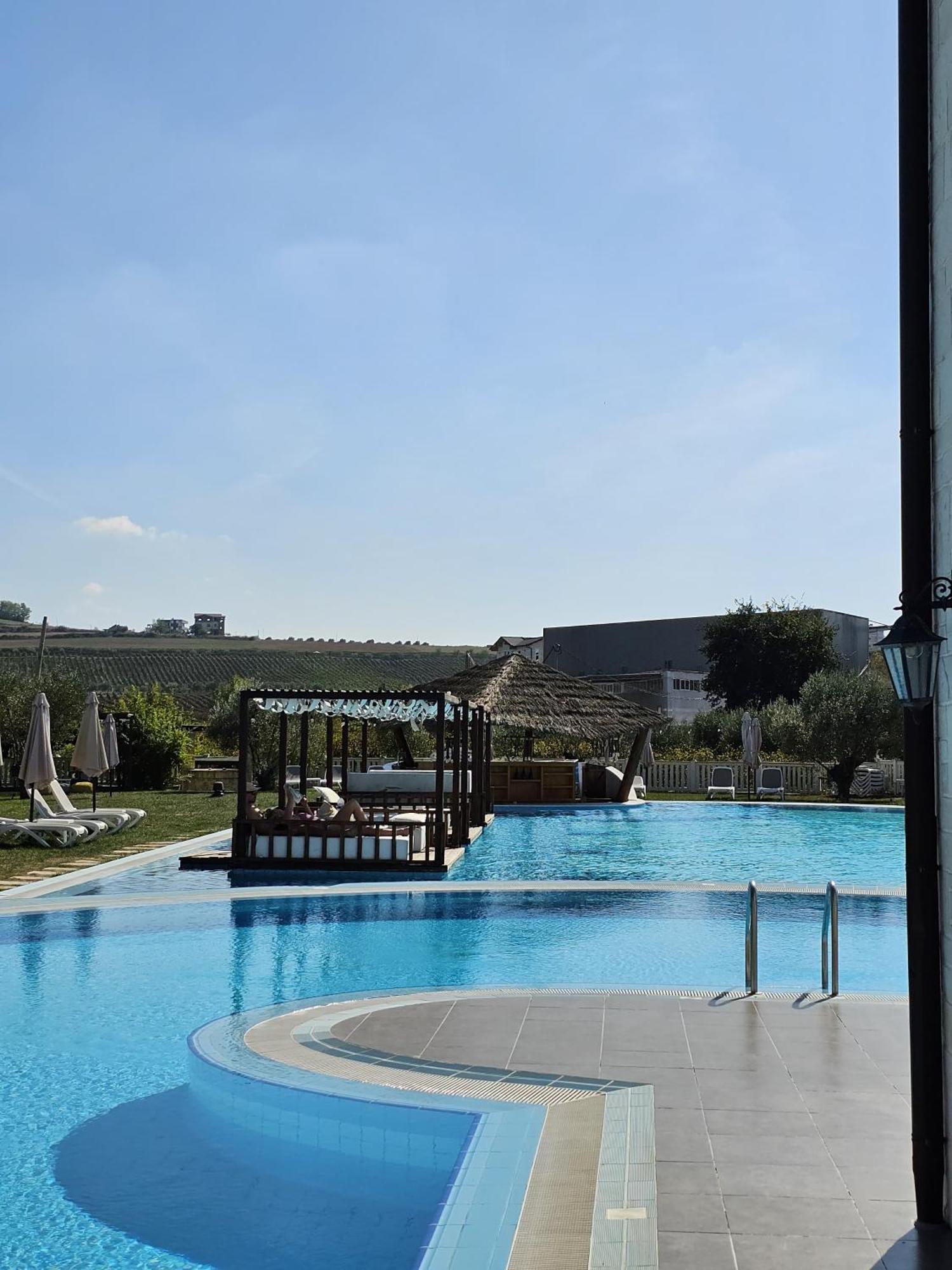 Vinea Resort Durres Ngoại thất bức ảnh