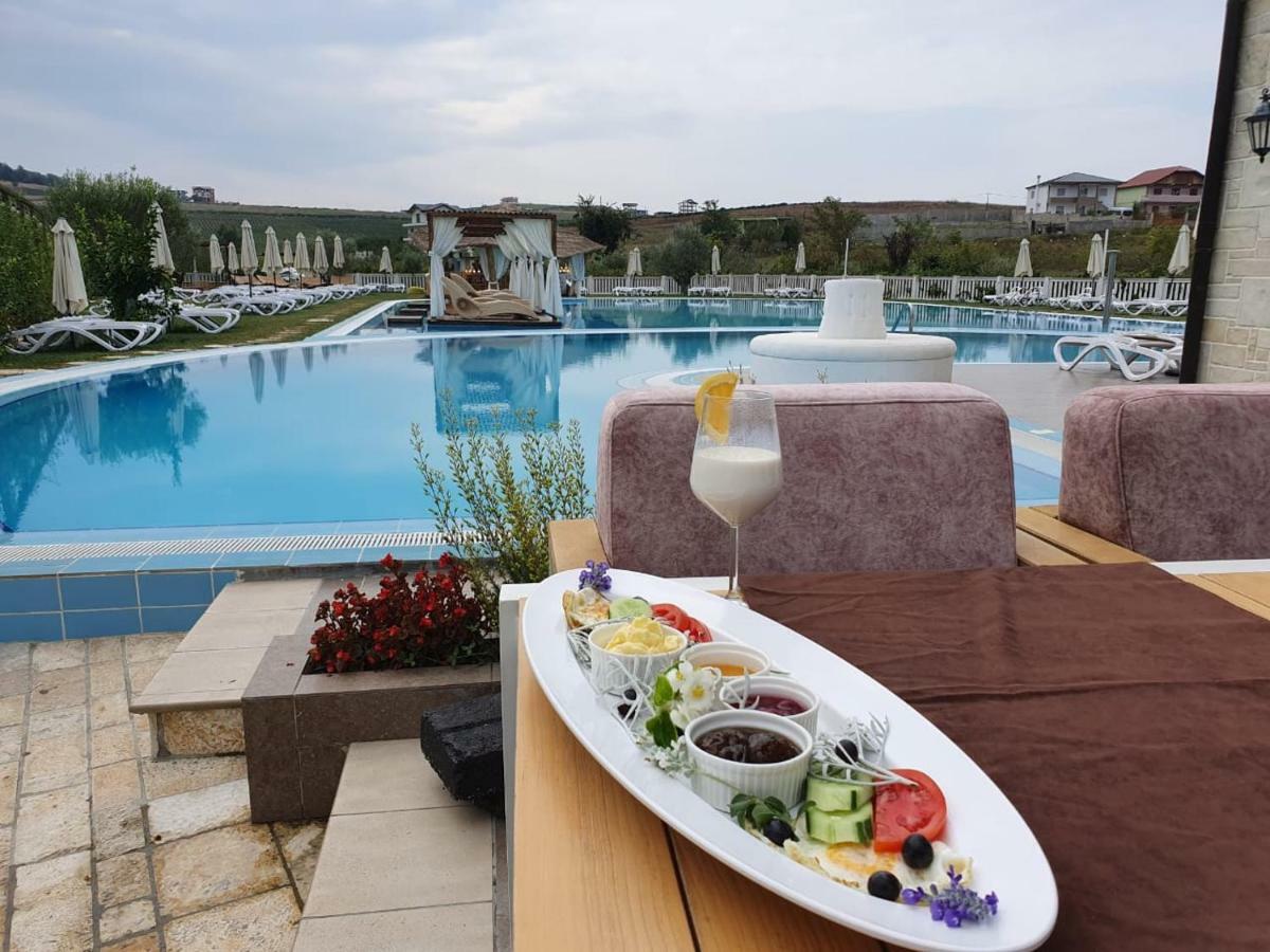 Vinea Resort Durres Ngoại thất bức ảnh